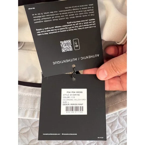 Men's Moose Knuckles Perido Cargo Joggers - Picture 11 of 15